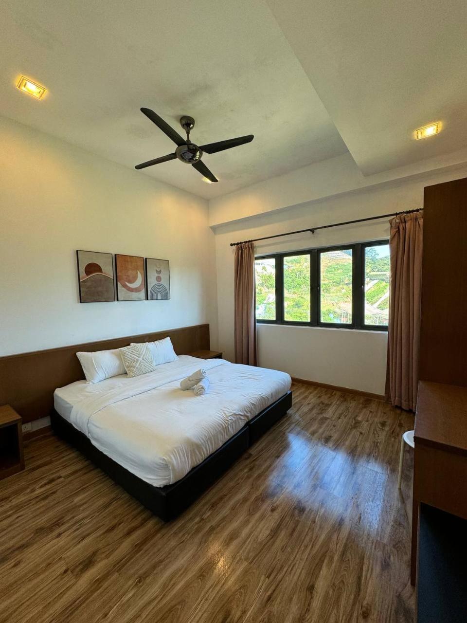 Delisha 2 3r2b The Retreat Nova Kae Farm Apartment